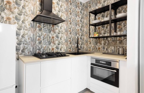 Fiumaretta Apartment | 'Appartamento 1' Near the Beach with Wi-Fi & Garden