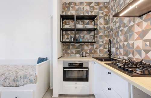 Fiumaretta Apartment | 'Appartamento 2' Near the Beach with Wi-Fi & Garden