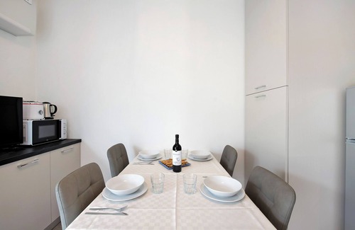 Nesso Apartment | Appartamento 4 Il Tornante with Lake & Mountain Views, Wi-Fi, A/C & Balcony