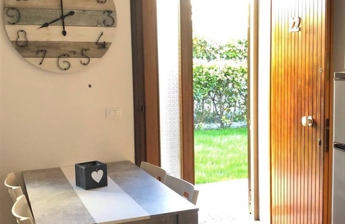 Faro Apartment | appartamento con giardino privato 3 minuti dalla spiaggia