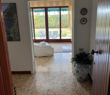 Marina di Carrara Apartment | Appartamento Con Giardino A 2 Passi Dal Mare