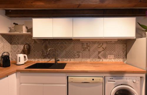 Castello Apartment | Appartamento in Ruga Giuffa