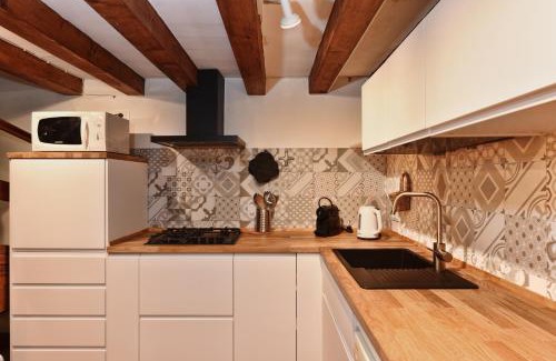 Castello Apartment | Appartamento in Ruga Giuffa