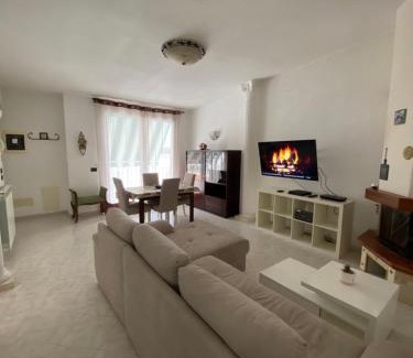 Ischia Porto Apartment | Appartamento Ischia DM