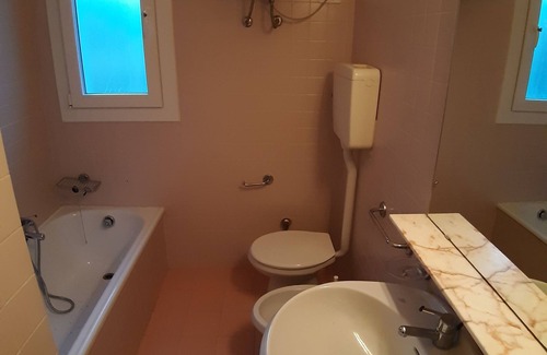 Faro Apartment | Appartamento Saturno n. 4