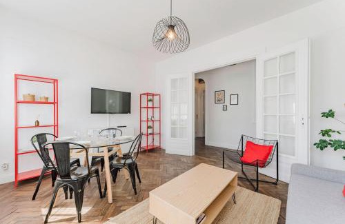 Historic Center Apartment | Appartement 2 chambres, proche métro