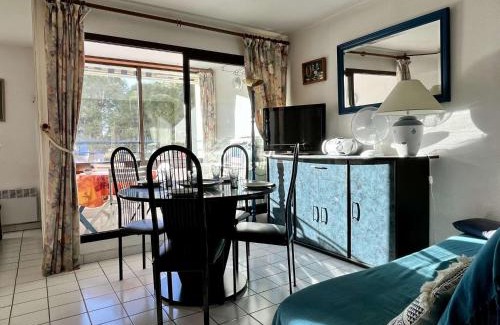 Plage d'Argeles Apartment | Appartement 2 pièces cabine 4 couchages ARGELES SUR MER AR370-072