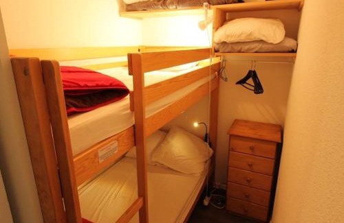 Bagneres-de-Luchon Apartment | Appartement 2 Pièces avec Cabine, Parking, Internet - Bagnères-de-Luchon - FR-1-313-159