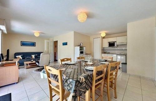 Carnac Apartment | Appartement 3 pièces Carnac – RDC avec terrasse, jardin, proche plage et commerces - FR-1-377-5