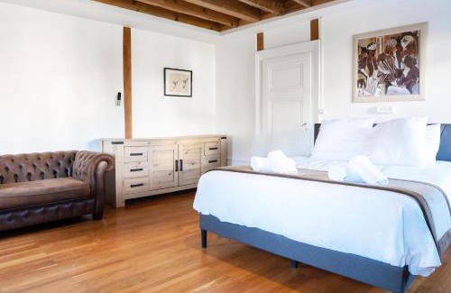 Grand Clement Apartment | Appartement 4 Chambres entre Histoire et Confort Château cœur Métropole Lyon