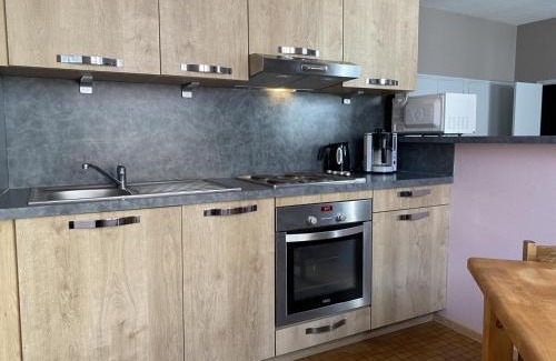 Arfeuilles Apartment | Appartement Arfeuilles, 4 pièces, 6 personnes - FR-1-489-243