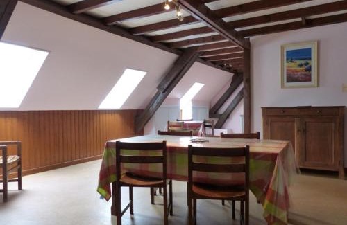 Arfeuilles Apartment | Appartement Arfeuilles, 2 pièces, 3 personnes - FR-1-489-158