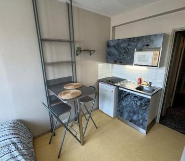 Faubourg Saint-Jacques Apartment | Appartement au centre de Valence Studio 5