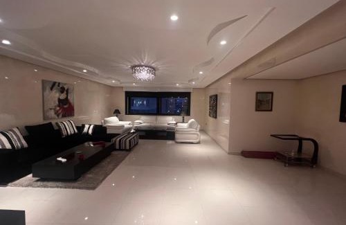 Casablanca City Center Apartment | Appartement Boulevard d’Anfa!