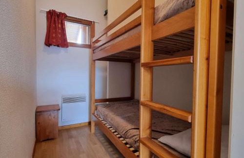 Saint-Etienne-en-Devoluy Apartment | Appartement cabine 2 pièces - 6 pers - Près des pistes - FR-1-525-225
