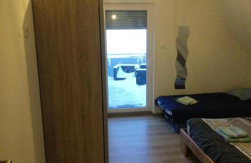 Lohr Apartment | Appartement charmant à Lohr + 60 m² + terrasse et jardin