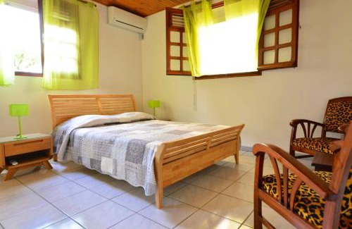 Tartane Apartment | Appartement charmant a La Trinite avec jardin clos 55 m²