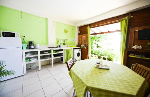 Pointe-Noire Apartment | Appartement charmant à Pointe-Noire, vue mer, 51 m², piscine