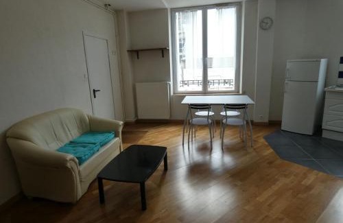 Saint-Pierre - Rene II - Bonsecours Apartment | Appartement Charmant, quartier calme