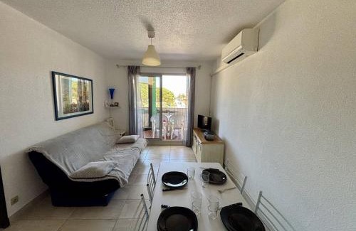 Plage d'Argeles Apartment | Appartement climatisé à Argelès-sur-Mer avec Parking - 4 couchages - FR-1-388-52
