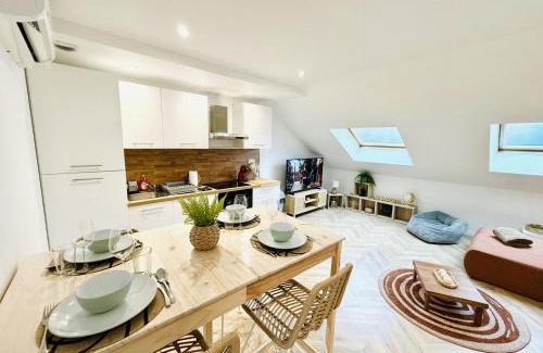 Reims Apartment | Appartement climatisé-Centre Ville-Gare