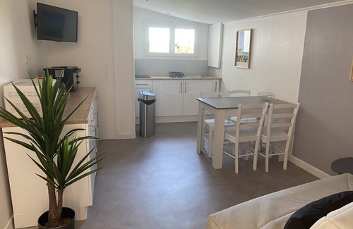 Pordic Apartment | Appartement Cocooning Rénové à 2,2km de la Plage de la Banche à Binic