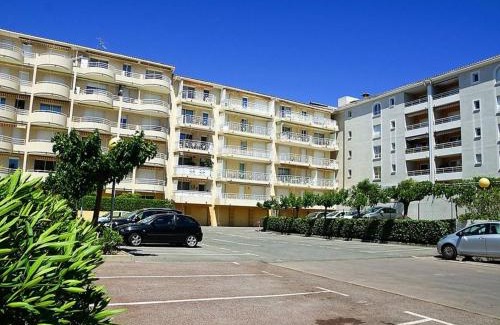 Saint-Raphael Apartment | Appartement Confort 4 Pers, Proche Plage et Centre, Parking Inclus - Saint Raphaël - FR-1-226A-46