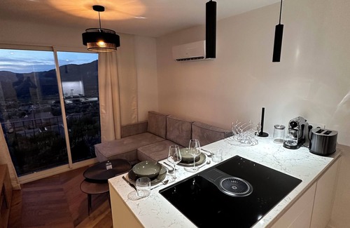 Calenzana Apartment | Appartement Contemporain Rénové Entre Terre et mer Avec Piscine