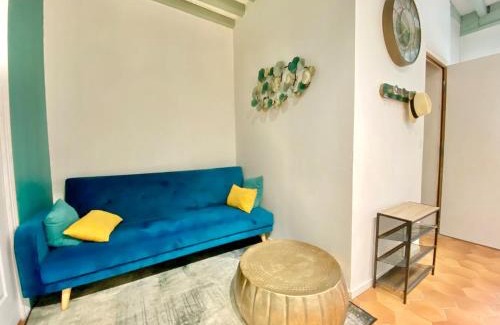 Douai Apartment | Appartement de 2 pieces avec balcon centre