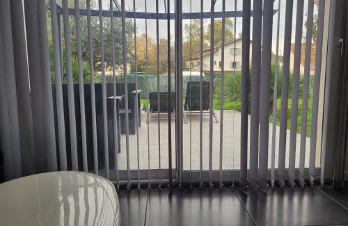 Charnecles Apartment | Appartement de 70 m2 dans maison comptenporaine