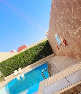 Quartier Industriel Apartment | Appartement Deluxe avec Piscine Privée
