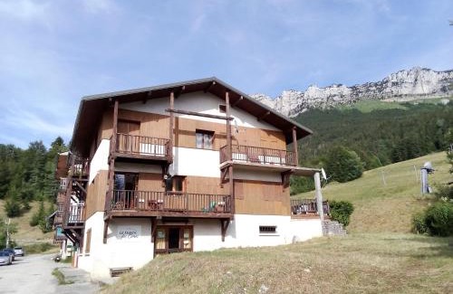 Entremont-le-Vieux Apartment | Appartement des cimes du Granier