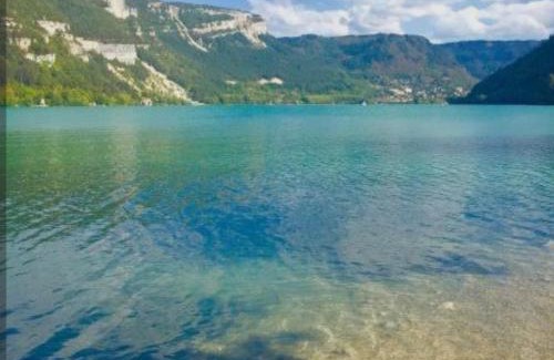 Oyonnax Apartment | Appartement design et chaleureux en centre ville