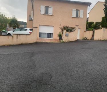 Mirefleurs Apartment | Appartement douillet