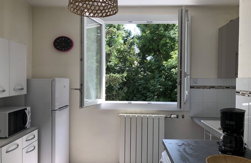 Alpes-Romans Apartment | Appartement en rez de Chaussée Dans Quartier Calme
