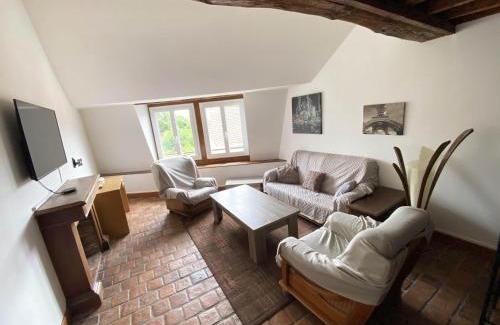 Cosne-Cours-sur-Loire Apartment | Appartement tout confort en centre-ville