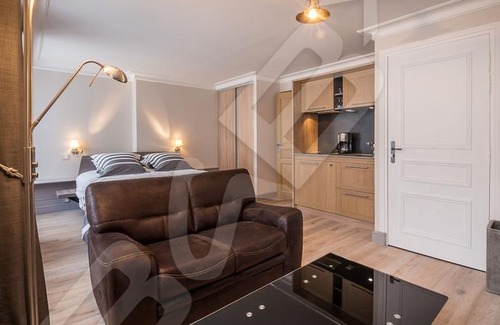 Granville Apartment | Appartement Granville, 1 pièce, 2 personnes - FR-1-362-108