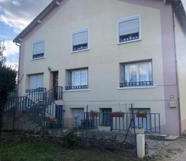 Thiais Apartment | Appartement gris moderne Paris et aéroport Orly