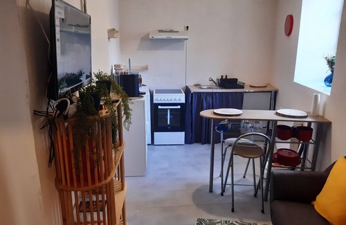 Gorze Apartment | Appartement Indépendant au Coeur D'un Écrin de Nature