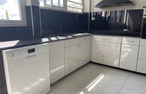 Schoelcher Apartment | Appartement Laelau Avec vue sur la mer et Piscine