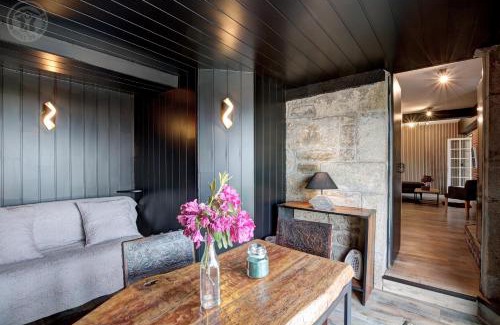 Saint-Genest-Lerpt Apartment | Appartement le Gaga Château Philip