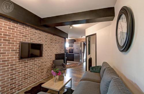 Saint-Genest-Lerpt Apartment | Appartement le Gaga Château Philip