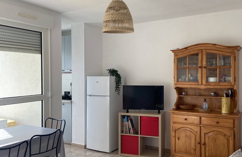 Carnon-Plage Apartment | Appartement Lumineux et Chaleureux à 50 Mètres de la Plage !