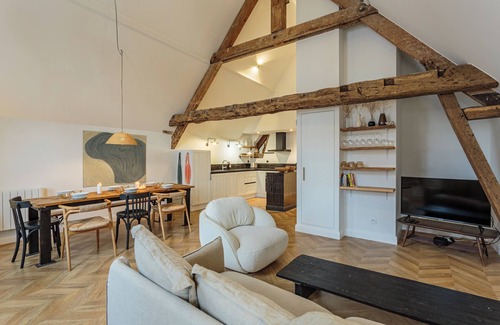 Saint-Jean-de-Luz City Center Apartment | Appartement Mer et Pierres - Welkeys