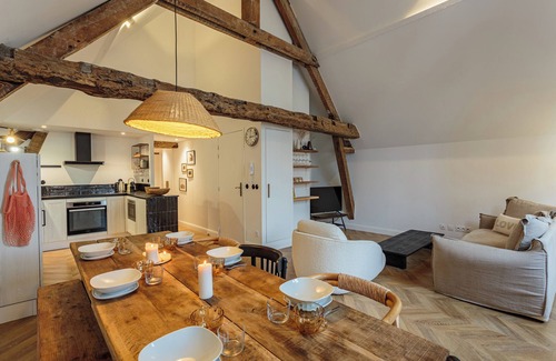Saint-Jean-de-Luz City Center Apartment | Appartement Mer et Pierres - Welkeys