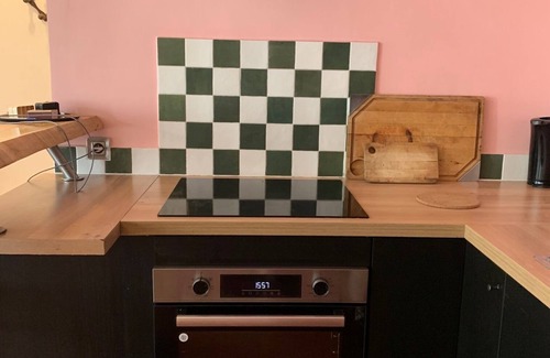 Saint-Lazare Apartment | Appartement Marseillais Typique Cosy et Coloré au Pied du Métro