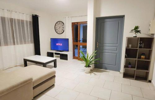 Pamandzi Apartment | Appartement Nourou