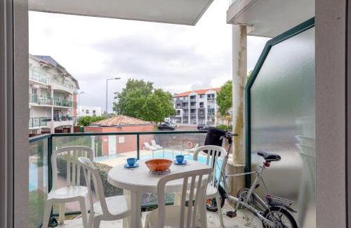 Les Sables d'Olonne Apartment | Appartement Piscine proche mer