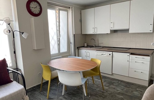 Saint Blaise Apartment | Appartement Paris 20e. Calme et Confort