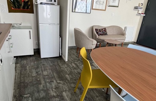 Saint Blaise Apartment | Appartement Paris 20e. Calme et Confort